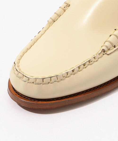 TOMORROWLAND (トゥモローランド)の「HEREU RAIGUER フラットシューズ(ローファー・レディース・ホワイト/ブラック・38/42/43/36/37)」の3枚目の写真