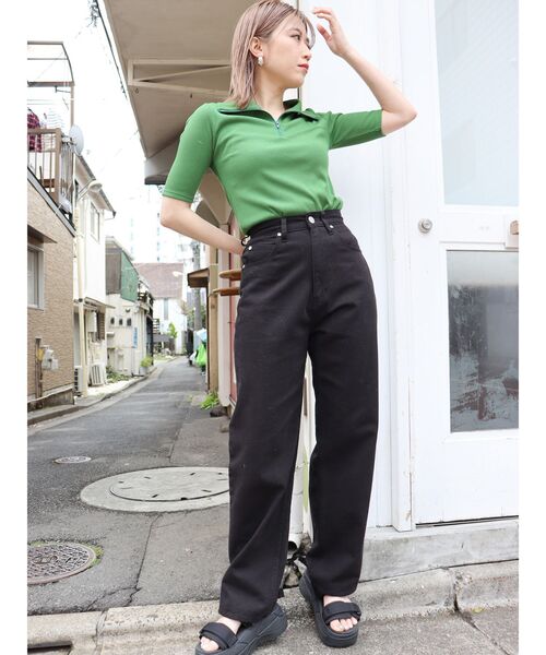 MURUA(ムルーア)の「ルーズストレートカラーパンツ(デニムパンツ・レディース・ブラック/オレンジ/アイボリー・1/2)」の9枚目の写真