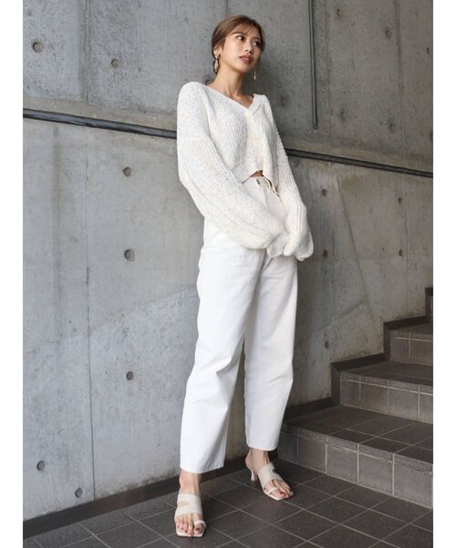MURUA(ムルーア)の「ルーズストレートカラーパンツ(デニムパンツ・レディース・ブラック/オレンジ/アイボリー・1/2)」の18枚目の写真