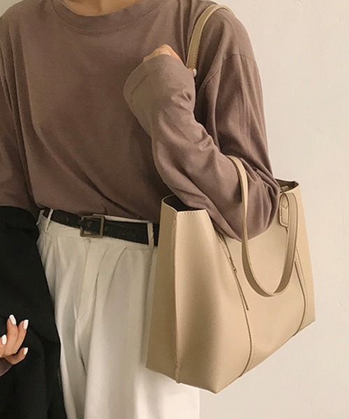 florist（フローリスト）の「【A4対応】シンプルデザインのPUレザーレディーストートバッグ/ショルダーバッグ（トートバッグ・レディース・ブラック/キャメル/ホワイト/ベージュ・FREE）」の21枚目の写真