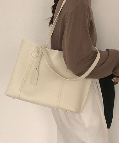 florist（フローリスト）の「【A4対応】シンプルデザインのPUレザーレディーストートバッグ/ショルダーバッグ（トートバッグ・レディース・ブラック/キャメル/ホワイト/ベージュ・FREE）」の14枚目の写真