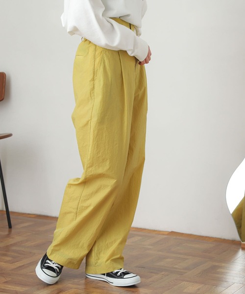 ハイウエストタックパンツ