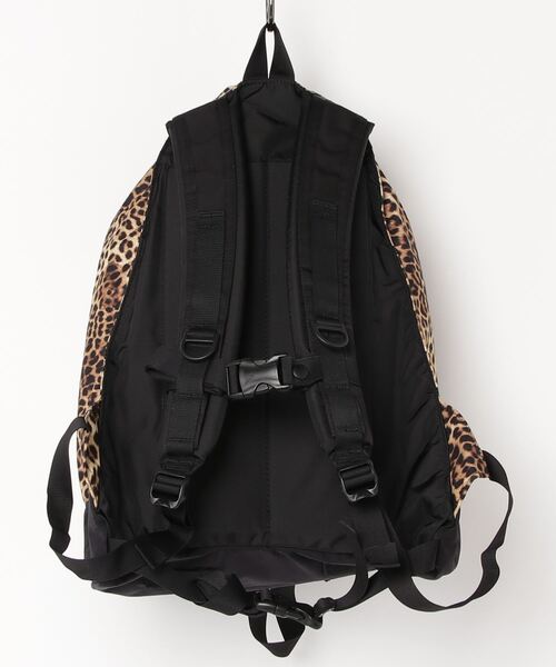 GREGORY（グレゴリー）の「【GREGORY/グレゴリー】デイパック（バックパック/リュック・メンズ・レオパード/ブラック/サンドベージュ/その他・FREE）」の7枚目の写真