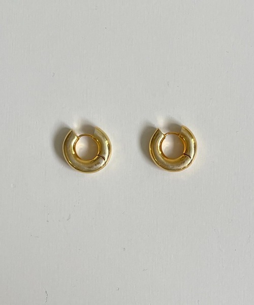 CANAL JEAN(キャナルジーン)の「Pt newボリュームフープピアス(ピアス(両耳用)・レディース・シルバー/ゴールド・ONE SIZE)」の9枚目の写真