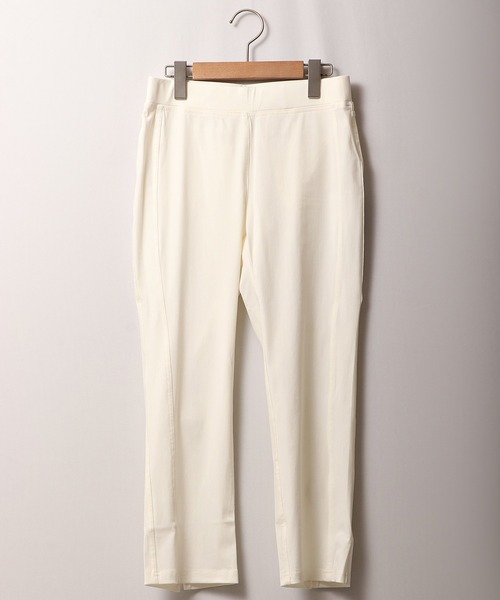 BRODIAEA(ブローディア)の「BRODIAEA ひんやり スリット入り ストレートパンツ (吸放湿+UVカット+接触冷感)(その他パンツ・レディース・ブラック/サンドベージュ/シルバーグレー/オフホワイト・42/40)」の20枚目の写真