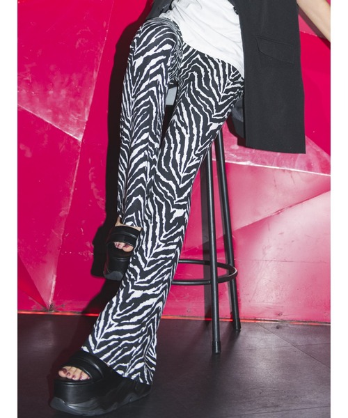 EGOIST（エゴイスト）の「ストレッチアニマルフレアパンツ（その他パンツ・レディース・ブラック/ブラウン・FREE）」の16枚目の写真