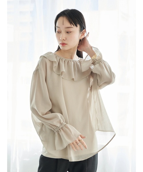 earth music&ecology（アースミュージックアンドエコロジー）の「前後