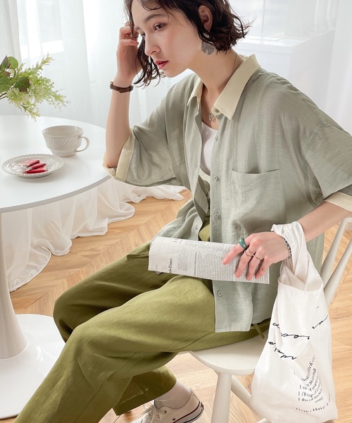 Java（ジャバ）の「《JaVaジャバ コラボ》男前ニッチがマッチ。メンズライククレリックシャツ（シャツ/ブラウス・レディース・ベージュ/オフホワイト/ブルー/ライトカーキ/イエロー・SMALL/MEDIUM/LARGE/X-LARGE）」の7枚目の写真