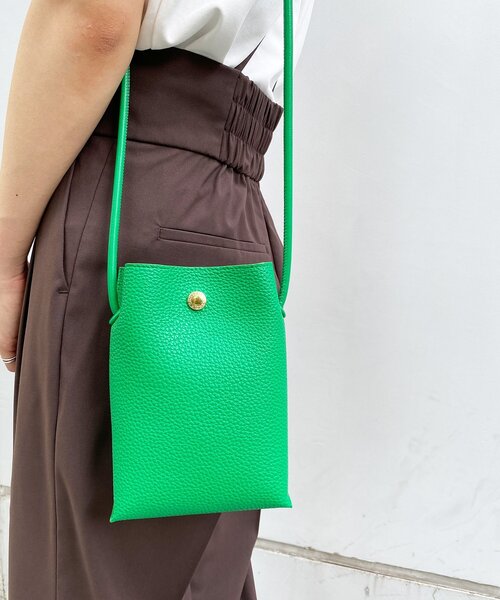 OPAQUE.CLIP（オペークドットクリップ）の「◆軽量シュリンクミニショルダー（ショルダーバッグ・レディース・ブラック/ダークグリーン/オフホワイト・00）」の13枚目の写真