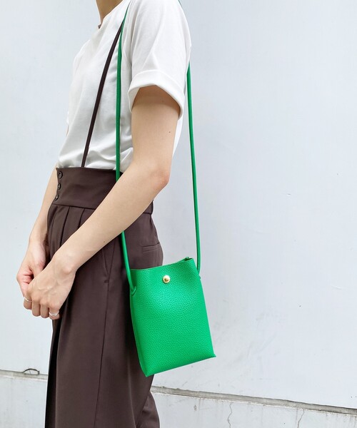 OPAQUE.CLIP（オペークドットクリップ）の「◆軽量シュリンクミニショルダー（ショルダーバッグ・レディース・ブラック/ダークグリーン/オフホワイト・00）」の14枚目の写真