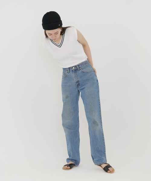 TINA:JOJUN(ティーナジョジュン)の「アシンメトリー フラットサンダル TINA:JOJUN(サンダル・レディース・ホワイト/ブラック・S/M/L)」の11枚目の写真