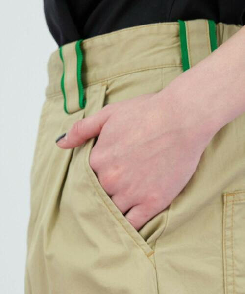 FRAPBOIS（フラボア）の「ハーフパンツ（その他パンツ・レディース・ネイビー/ベージュ・1/2）」の5枚目の写真