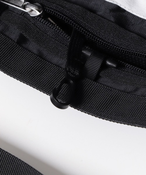 URBAN RESEARCH Sonny Label(アーバンリサーチサニーレーベル)の「OOPS ミニトートバッグ(トートバッグ・メンズ・ホワイト/ブラック・ONE)」の11枚目の写真