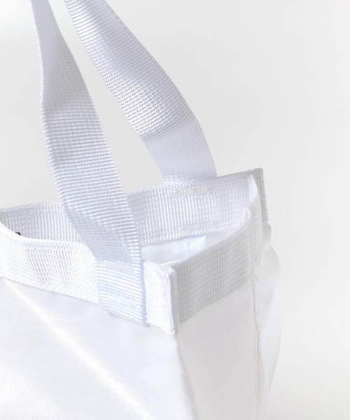 URBAN RESEARCH Sonny Label(アーバンリサーチサニーレーベル)の「OOPS ミニトートバッグ(トートバッグ・メンズ・ホワイト/ブラック・ONE)」の12枚目の写真