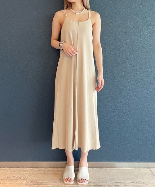 AS KNOW AS PINKY(アズノゥアズピンキー)の「大活躍カップ付コードキャミワンピース(ワンピース・レディース・サンドベージュ/モカ/チャコールグレー・FREE)」の15枚目の写真