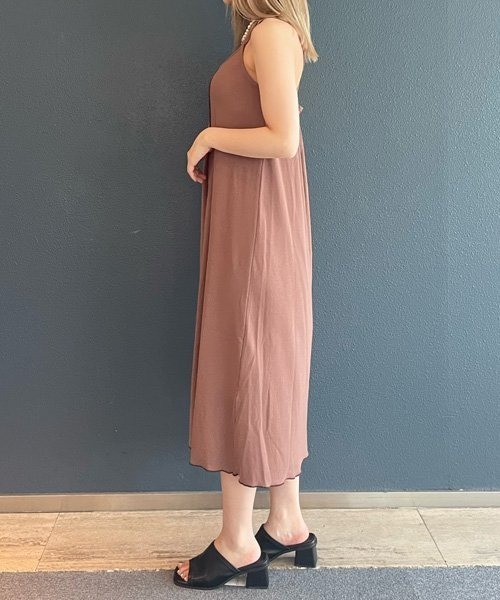 AS KNOW AS PINKY(アズノゥアズピンキー)の「大活躍カップ付コードキャミワンピース(ワンピース・レディース・サンドベージュ/モカ/チャコールグレー・FREE)」の21枚目の写真