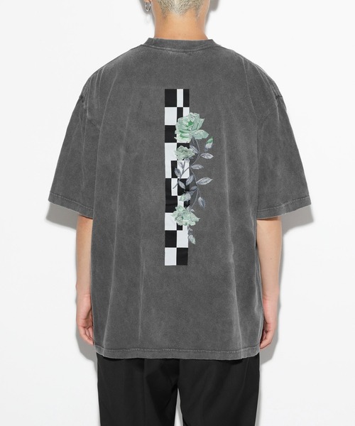 LEGENDA(レジェンダ)の「レジェンダ ケミカルウォッシュ ムードローズ エンブロイダリー Tシャツ / LEGENDA Chemical Wash Mood Rose Embroidery T-Shirt(Tシャツ/カットソー・メンズ・ホワイト×ブラック/ブラック×ブラック/ホワイト系その他/ブラック系その他/ホワイト×パープル/ブラック×パープル/ブラック×ブルー・FREE)」の5枚目の写真