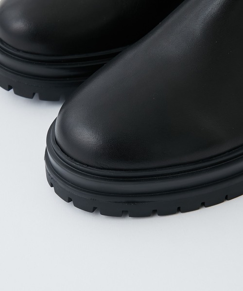 Tony Bianco（トニービアンコ）の「【TONY BIANCO】サイドゴアブーツ/WOLFE（ブーツ・レディース・ベージュ/ブラック・5/7/6）」の4枚目の写真