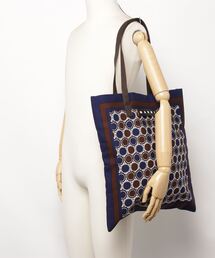 マルニマーケット　バンダナ・インナーバッグ付き　ブラウンキャット marni05_2-detail1.jpg