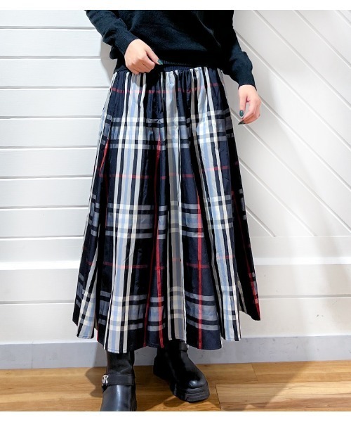 【新品】モニーレ ウエストリブ フレアスカート リボン フロッキー 秋冬 黒 柄 Desert Rose（デザートローズ）の「【MoNiLE/モニーレ】ランダムドット