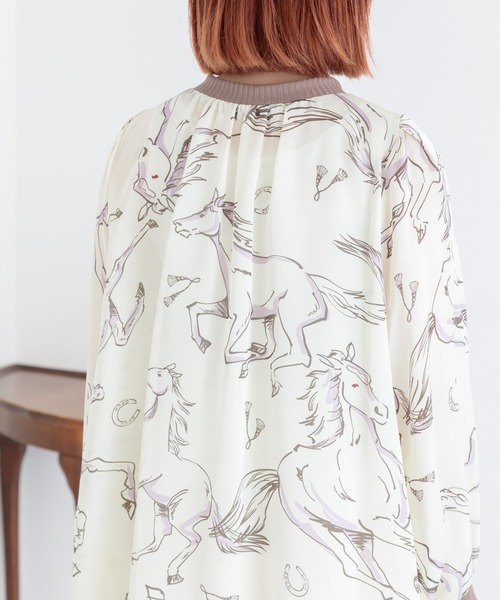 DOLLUPOOPS（ドールアップウップス）の「doll up oops BIGHORSEプリントブラウス（シャツ/ブラウス・レディース・ブラック/アイボリー・FREE）」の3枚目の写真
