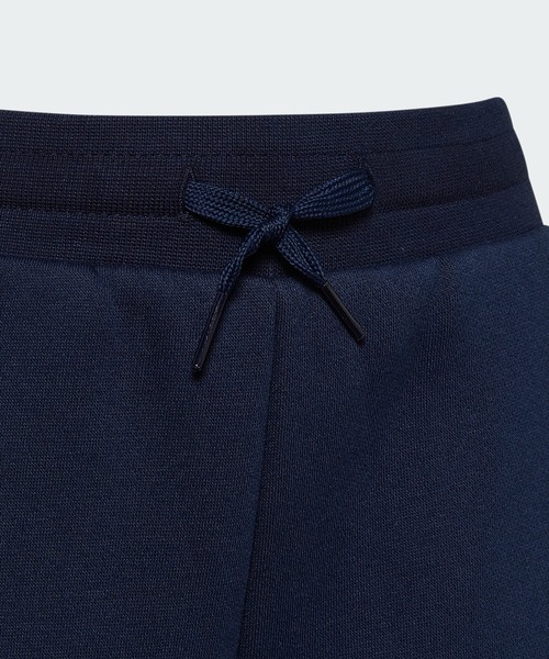 adidas（アディダス）の「フルジップ パーカー セットアップ