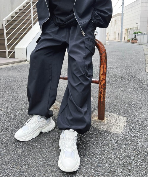 Figments(フィグメンツ)の「ナイロンカーゴパンツ(カーゴパンツ・レディース・ブラック/カーキ・FREE)」の3枚目の写真