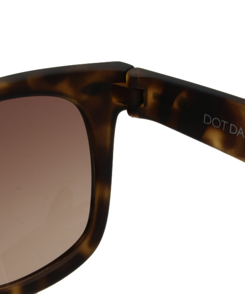 DOT DASH(ドットダッシュ)の「DOT DASH(ドット・ダッシュ) サングラス(サングラス・メンズ・ブラック/ブラウン/ライム・FREE)」の9枚目の写真