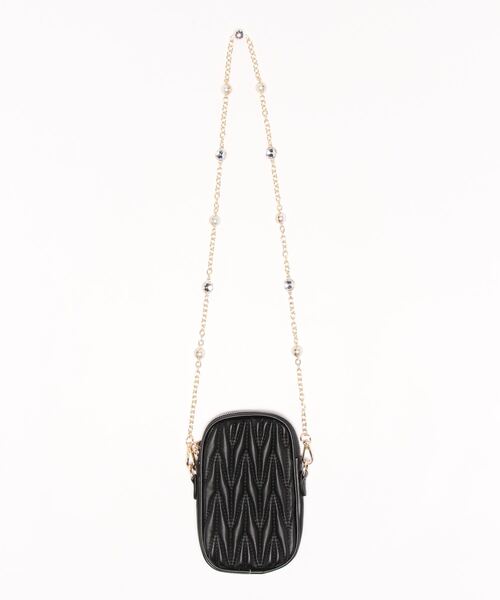 LAC-VERT(ラック・ヴェール)の「キルティングパールポシェット(ショルダーバッグ・レディース・ホワイト/ブラック・FREE)」の4枚目の写真