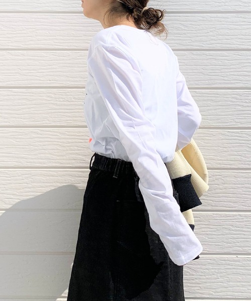 Q（キュー）の「STRONG ロンT（Tシャツ/カットソー・レディース・ホワイト・MEDIUM）」の9枚目の写真