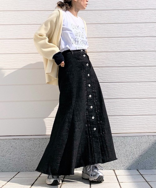 Q（キュー）の「STRONG ロンT（Tシャツ/カットソー・レディース・ホワイト・MEDIUM）」の5枚目の写真