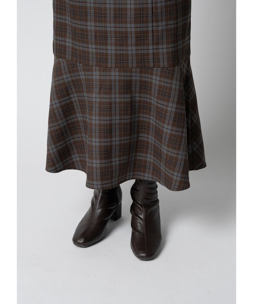 Adoon plain(アドーンプレーン)の「チェックスカート(スカート・レディース・ブラウン系その他/チャコールグレー・MEDIUM/LARGE)」の18枚目の写真