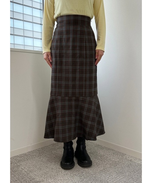 Adoon plain(アドーンプレーン)の「チェックスカート(スカート・レディース・ブラウン系その他/チャコールグレー・MEDIUM/LARGE)」の20枚目の写真