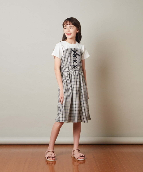 a.v.v（アーヴェヴェ）の「[KIDS]フリルフラットサンダル[WEB限定サイズ]（サンダル・キッズ・ピンク/ネイビー/ライトピンク/ライトブルー・18/20/24/19/21/23/17/22）」の8枚目の写真