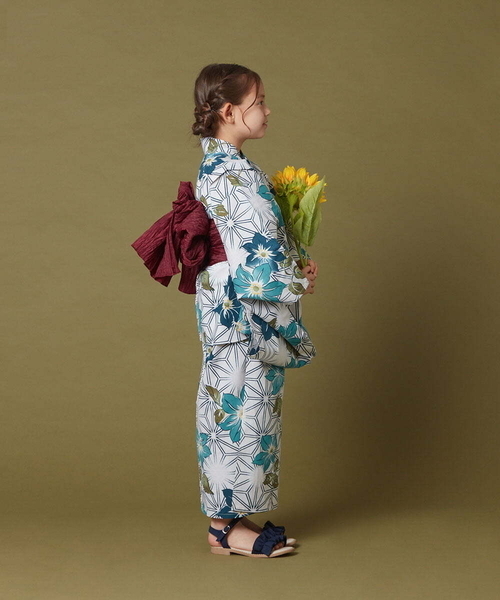 a.v.v（アーヴェヴェ）の「[KIDS]フリルフラットサンダル[WEB限定サイズ]（サンダル・キッズ・ピンク/ネイビー/ライトピンク/ライトブルー・18/20/24/19/21/23/17/22）」の18枚目の写真