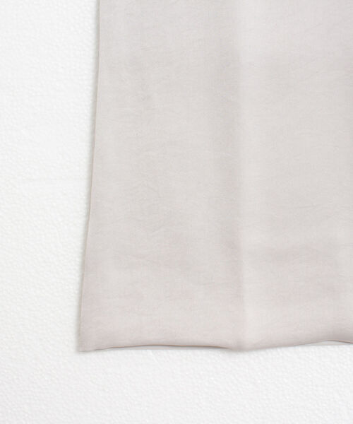 NOLLEY’S（ノーリーズ）の「サテン×ベア天2WAYタンクトップ（タンクトップ・レディース・ホワイト/ブルー系その他7/ライトグレー/ミント/ベージュ・38/36）」の12枚目の写真