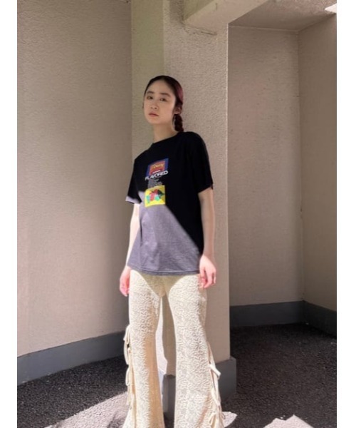 MOUSSY(マウジー)の「COLLAGE 23 Tシャツ(Tシャツ/カットソー・レディース・ブラック/ホワイト系その他2/オレンジ/杢グレー/ホワイト・FREE)」の7枚目の写真
