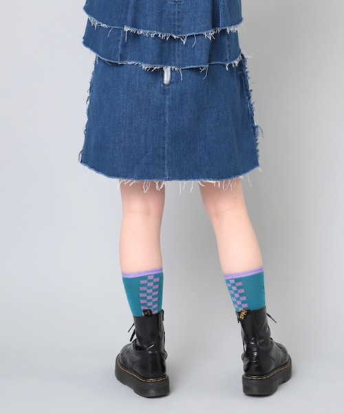 RNA（アールエヌエー）の「G1052 カットオフミニスカート（デニムスカート・レディース・ブラック/ライトインディゴブルー・MEDIUM）」の16枚目の写真