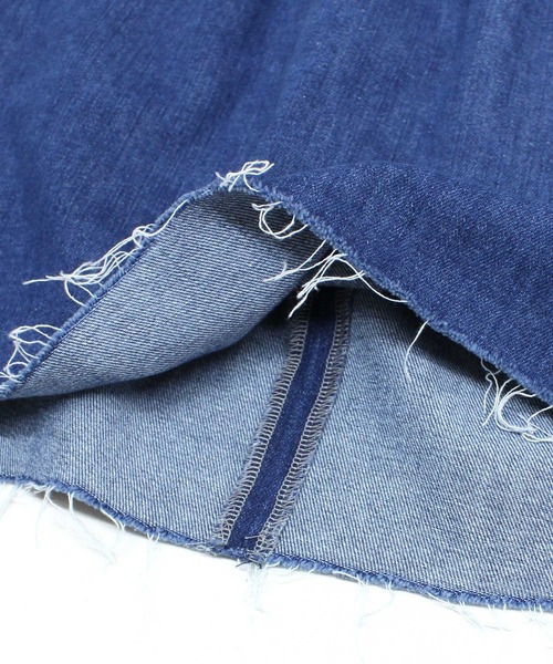 RNA（アールエヌエー）の「G1052 カットオフミニスカート（デニムスカート・レディース・ブラック/ライトインディゴブルー・MEDIUM）」の5枚目の写真