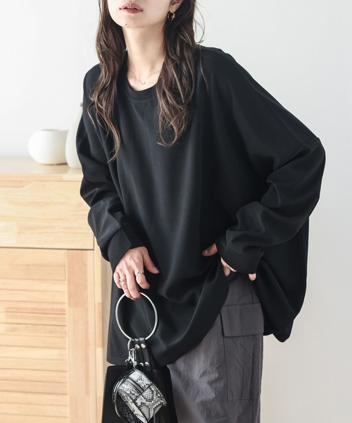 La-gemme(ラジェム)の「ルーズトップス(Tシャツ/カットソー・レディース・ホワイト/ブラック/パープル/ブラウン/ブルー・フリー)」の2枚目の写真