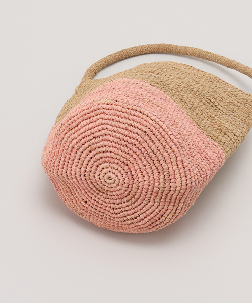 MADE IN MADA(メイドインマダ)の「【MADE IN MADA /メイドインマダ】 NAIVO バッグ(ハンドバッグ・レディース・チャコールグレー/ピンク・FREE)」の3枚目の写真