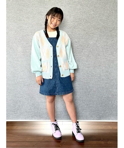 Right-on（ライトオン）の「【VIVIAN BLUE】テープロゴジャンスカ（ジャンパースカート・キッズ・ダークインディゴブルー/ライトインディゴブルー・120/150/140/130）」の21枚目の写真