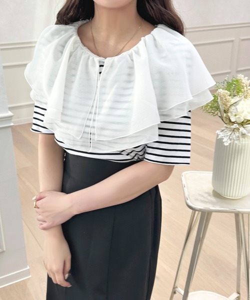 apres jour(アプレジュール)の「2WAYシフォンラッフルボーダープルオーバー【ZOZOTOWN限定アイテム】(Tシャツ/カットソー・レディース・レッド/ピンクベージュ/ブラック・フリー/X-LARGE)」の2枚目の写真