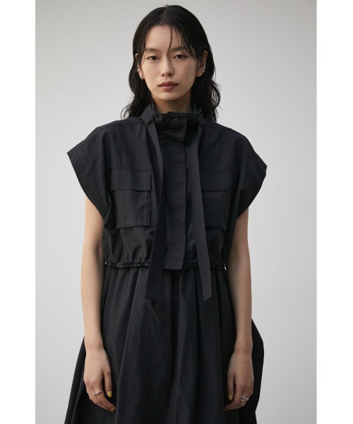 PLUS(プラス)の「【PLUS】CROPPED MILITARY SHIRT VEST/【PLUS】クロップドミリタリーシャツベスト(ベスト・レディース・ホワイト/ブラック・FREE)」の17枚目の写真