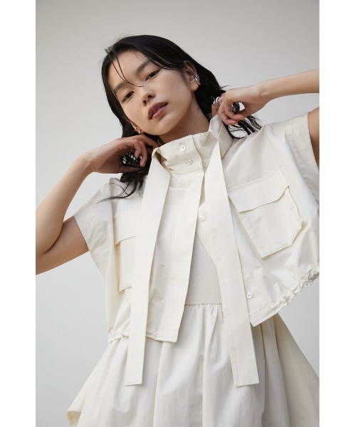 PLUS(プラス)の「【PLUS】CROPPED MILITARY SHIRT VEST/【PLUS】クロップドミリタリーシャツベスト(ベスト・レディース・ホワイト/ブラック・FREE)」の5枚目の写真