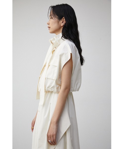 PLUS(プラス)の「【PLUS】CROPPED MILITARY SHIRT VEST/【PLUS】クロップドミリタリーシャツベスト(ベスト・レディース・ホワイト/ブラック・FREE)」の16枚目の写真