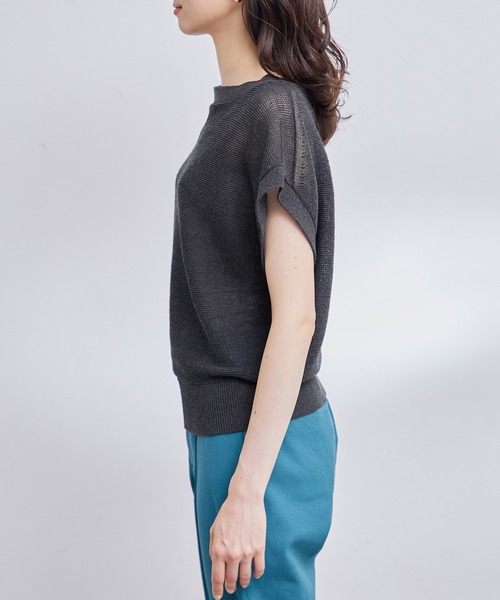 ROPE'（ロペ）の「前後2WAYペーパーヤーンミドルゲージドルマンプルオーバー（Tシャツ/カットソー・レディース・ベージュ/ホワイト系その他/スミクロ・38）」の17枚目の写真