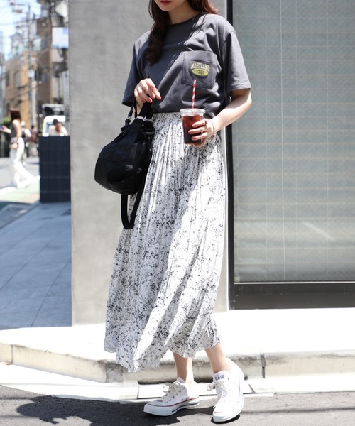 SETUP7（セットアップセブン）の「きれいな落ち感♪【SETUP7】総柄プリーツロングスカート（スカート・レディース・ベージュ/ホワイト/ブラック/グリーン・FREE）」の9枚目の写真