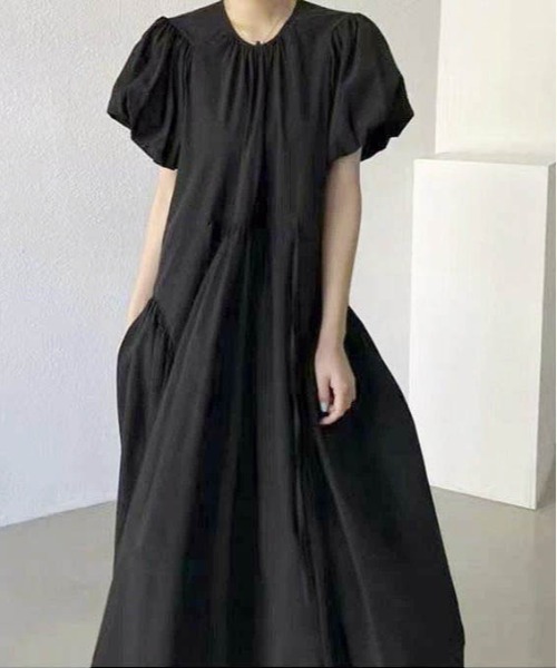AMELY(エミリー)の「ボリュームスリーブワンピース(ワンピース・レディース・ブラック/カーキブラウン・フリー)」の13枚目の写真