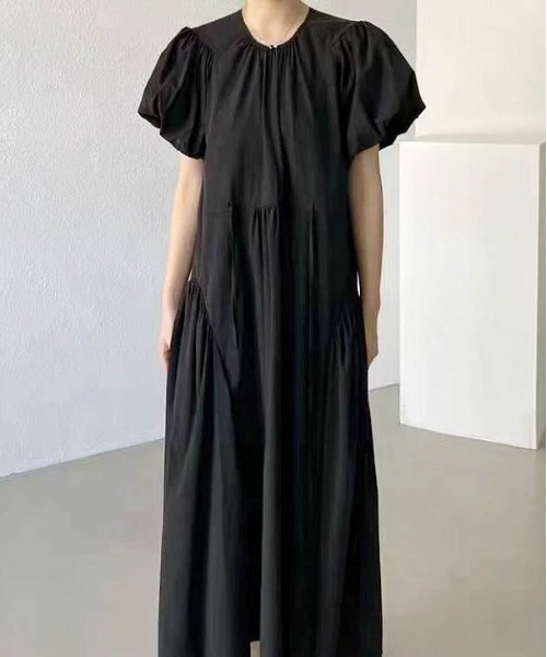 AMELY(エミリー)の「ボリュームスリーブワンピース(ワンピース・レディース・ブラック/カーキブラウン・フリー)」の7枚目の写真